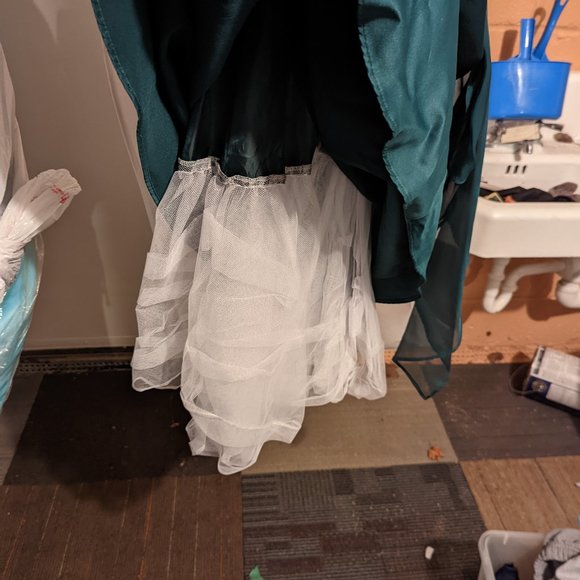 Emerald green strapless dress - Picture 2 of 6